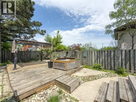97 Crosthwaite Avenue North Hamilton ON L8H 2V3