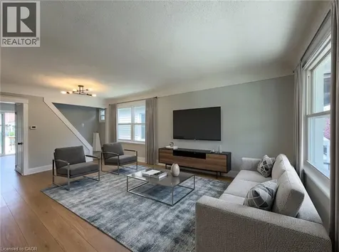 97 Crosthwaite Avenue North Hamilton ON L8H 2V3