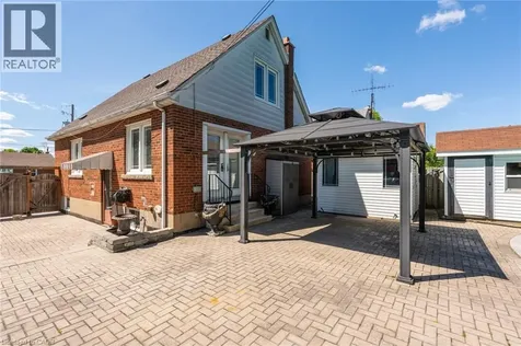 27 Delevan Crescent Hamilton ON L9A 4A8