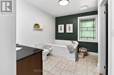 55 Davis Lock Road Rideau Lakes ON K0G 1E0