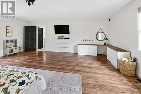 55 Davis Lock Road Rideau Lakes ON K0G 1E0
