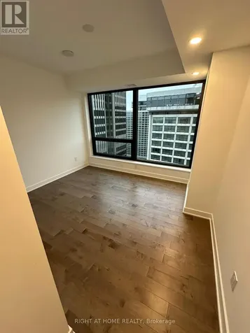 340 Queen Street Ottawa ON K1R 0G1