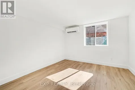 1273 Ridgemont Avenue Ottawa ON K1V 6E4