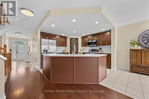 510 Pepperville Crescent Ottawa ON K2M 0E5