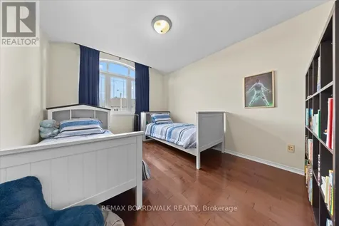 510 Pepperville Crescent Ottawa ON K2M 0E5