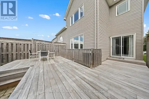 510 Pepperville Crescent Ottawa ON K2M 0E5