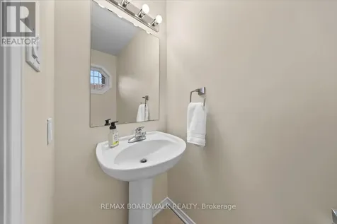 510 Pepperville Crescent Ottawa ON K2M 0E5