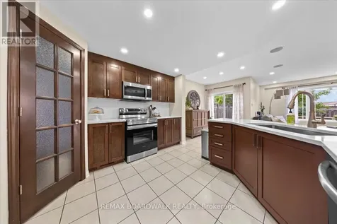 510 Pepperville Crescent Ottawa ON K2M 0E5