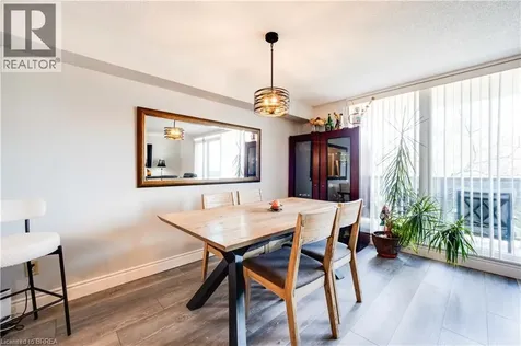 9 Bonheur Court Brantford ON N3P 1Z5