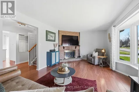 776 Vinette Crescent Ottawa ON K1E 1W9