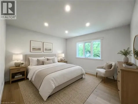 61 Floresta Court Hamilton ON L9G 1R6