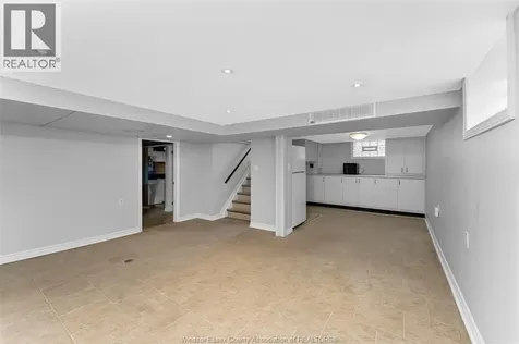 289 Ford Boulevard Windsor ON N8S 2E4