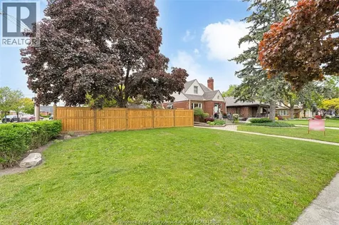 289 Ford Boulevard Windsor ON N8S 2E4
