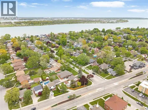 289 Ford Boulevard Windsor ON N8S 2E4