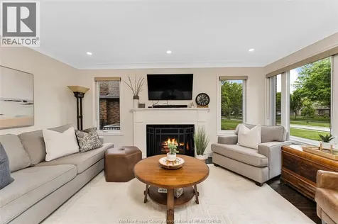 289 Ford Boulevard Windsor ON N8S 2E4