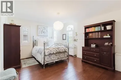 12 Grandell Drive Ancaster ON L9K 0H2