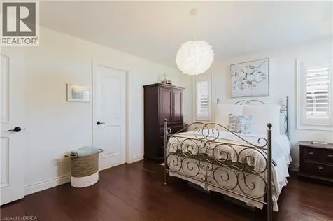 12 Grandell Drive Ancaster ON L9K 0H2
