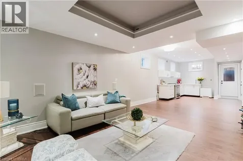 12 Grandell Drive Ancaster ON L9K 0H2