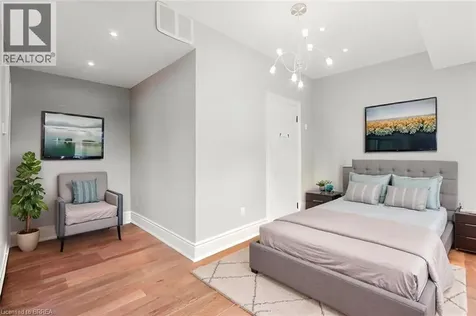 12 Grandell Drive Ancaster ON L9K 0H2
