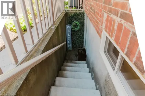 12 Grandell Drive Ancaster ON L9K 0H2