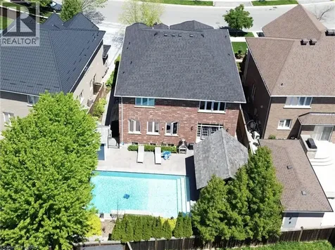 12 Grandell Drive Ancaster ON L9K 0H2