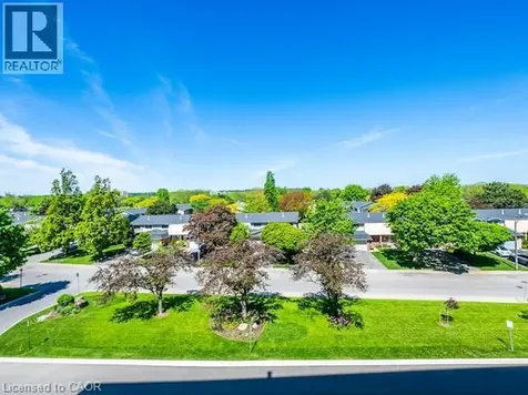 15 Nicklaus Drive Hamilton ON L8K 5L5