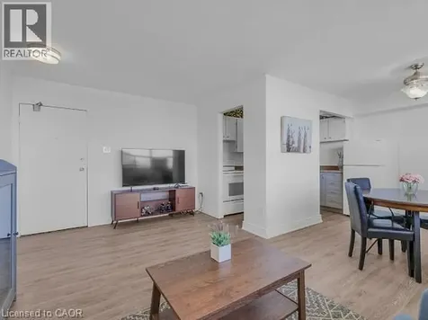 15 Nicklaus Drive Hamilton ON L8K 5L5