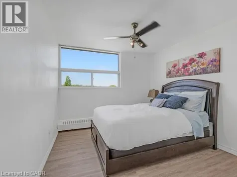 15 Nicklaus Drive Hamilton ON L8K 5L5