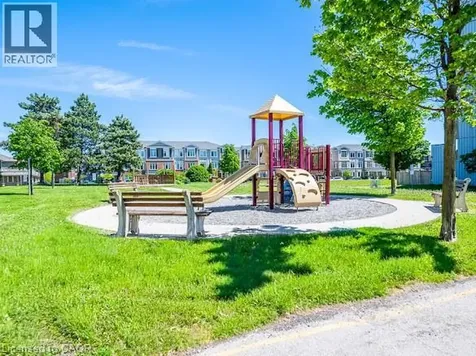 15 Nicklaus Drive Hamilton ON L8K 5L5