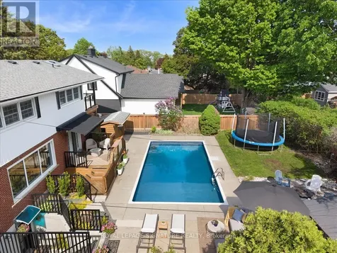 17 Highland Crescent Cambridge ON N1S 1L5