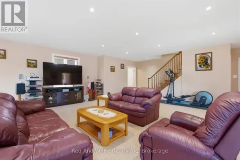 119 Gerber Meadows Drive Wellesley ON N0B 2T0