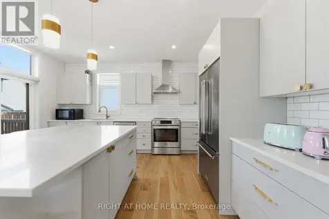 289 Mount Nebo Way Ottawa ON K1X 0E1