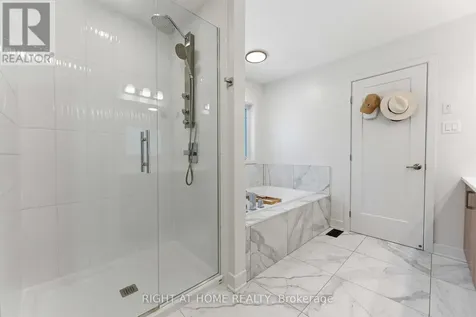 289 Mount Nebo Way Ottawa ON K1X 0E1