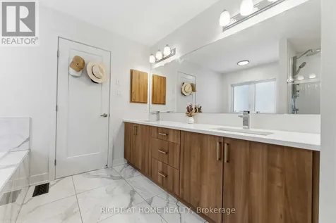 289 Mount Nebo Way Ottawa ON K1X 0E1