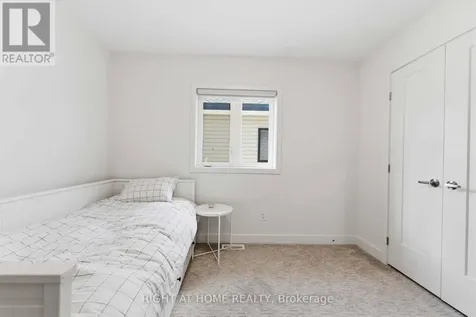 289 Mount Nebo Way Ottawa ON K1X 0E1
