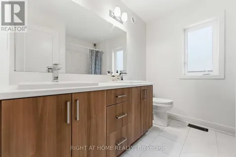 289 Mount Nebo Way Ottawa ON K1X 0E1
