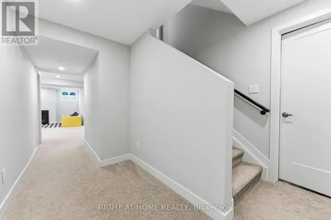 289 Mount Nebo Way Ottawa ON K1X 0E1