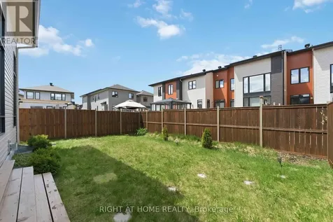 289 Mount Nebo Way Ottawa ON K1X 0E1