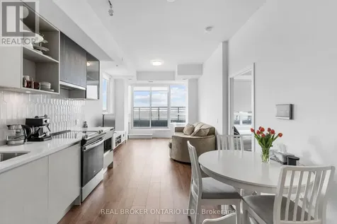 405 Dundast Street West Oakville (go Glenorchy) ON L6M 5P9