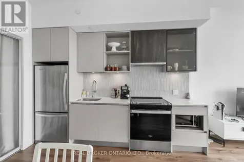 405 Dundast Street West Oakville (go Glenorchy) ON L6M 5P9