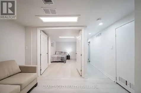 151 Silas Hill Drive Toronto (don Valley Village) ON M2J 2X8