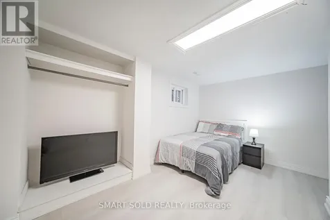 151 Silas Hill Drive Toronto (don Valley Village) ON M2J 2X8
