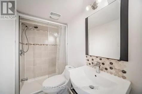 151 Silas Hill Drive Toronto (don Valley Village) ON M2J 2X8