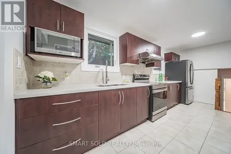 151 Silas Hill Drive Toronto (don Valley Village) ON M2J 2X8