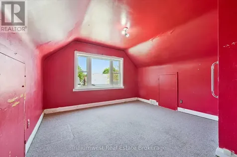 288 Margaret Avenue Kitchener ON N2H 4J7