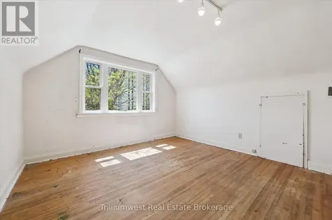 288 Margaret Avenue Kitchener ON N2H 4J7