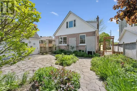 288 Margaret Avenue Kitchener ON N2H 4J7
