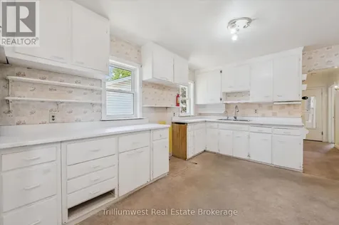 288 Margaret Avenue Kitchener ON N2H 4J7