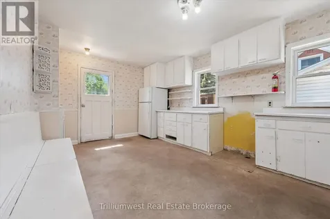 288 Margaret Avenue Kitchener ON N2H 4J7