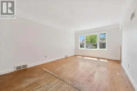 288 Margaret Avenue Kitchener ON N2H 4J7